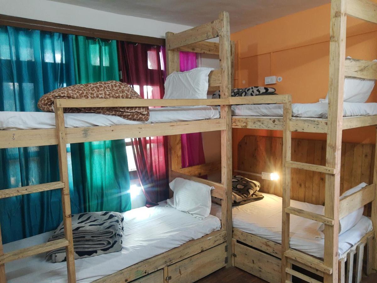 A Pousada La Siesta India Manali Exterior foto